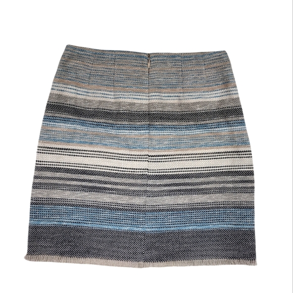 LOFT Women's Striped Tweed Fringe Hem Skirt SIZE 2P - Picture 4 of 6